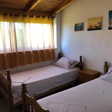 In Velipoje, Albania Appartamento